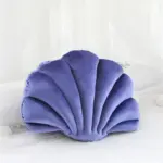 Cojín con forma de concha